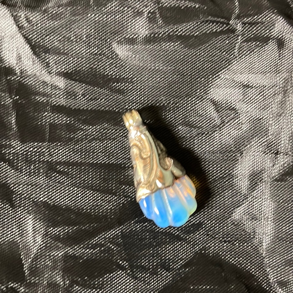 Chain pendants